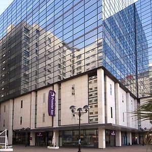 Premier Inn Cardiff City Centre